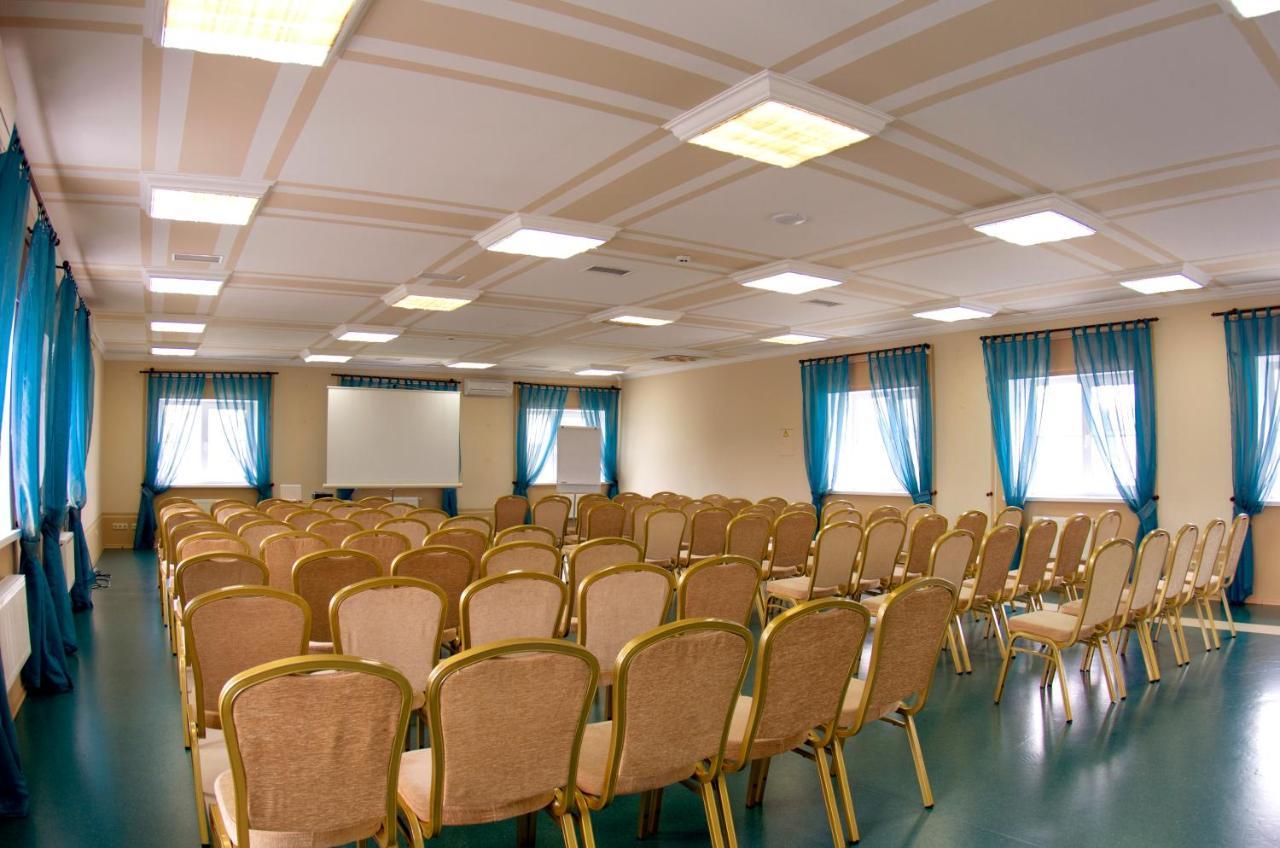 Conference Hall Irpin' Hotel Exterior photo